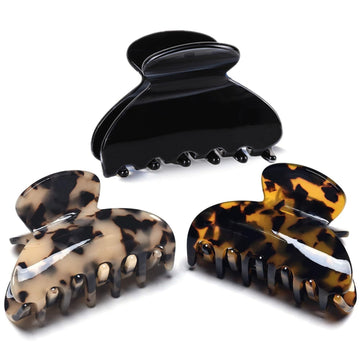 Fsmiling front view of three tortoise and leopard clips shows stylish pack and versatility