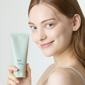 107 gentle gel cleanser pump dispensing gel for hygienic, low‑waste use