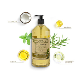 A LA MAISON pump and label close-up highlighting natural plant-based ingredients
