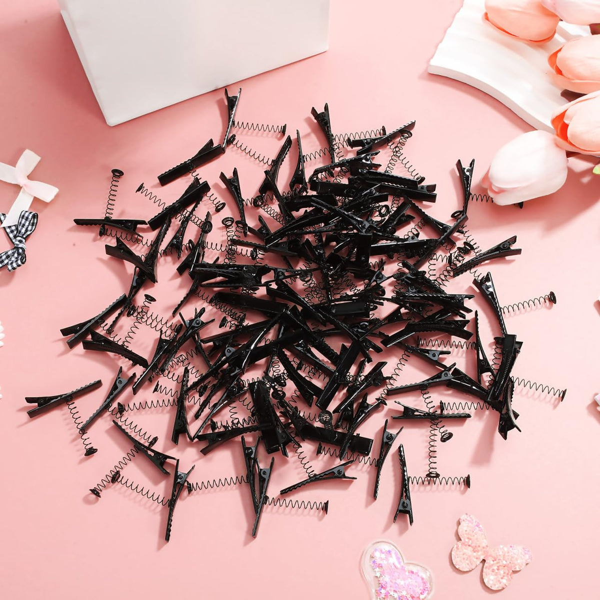 Abaodam bulk pile of 100 clips illustrating quantity for large projects