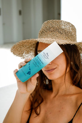 Absolutely Natural lotion texture close-up showing lightweight absorbency