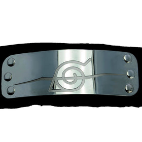 ABYSTYLE close-up of engraved metal plate displaying crisp anti-Leaf detail