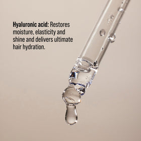 AG Care Xtramoist creamy lather texture demonstrating hydration benefit