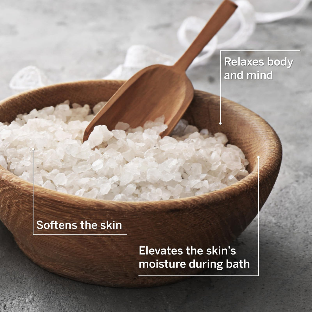 AHAVA salt scoop with portioned cup demonstrating easy bath measurements