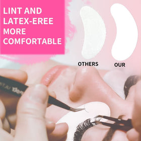 Akissos close-up hydrogel texture revealing smooth, moist application comfort