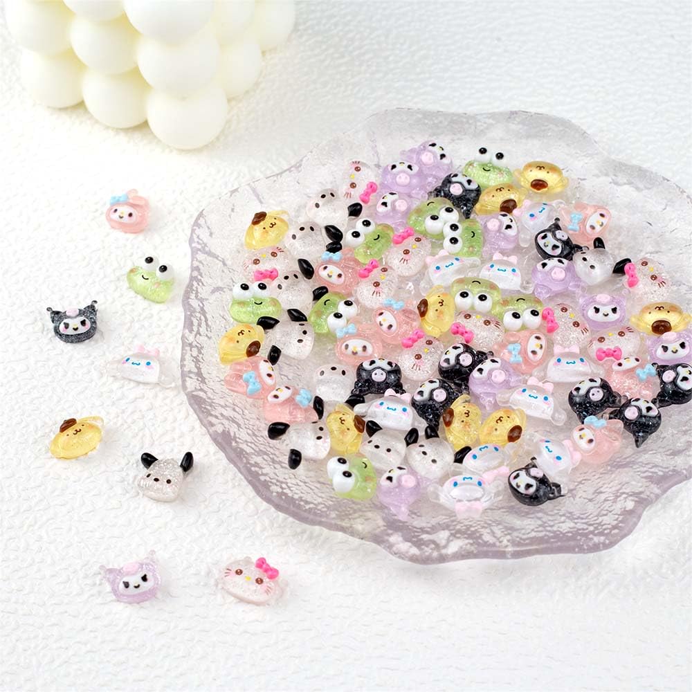 akutoer charms embedded in slime during craft, highlighting versatility for projects