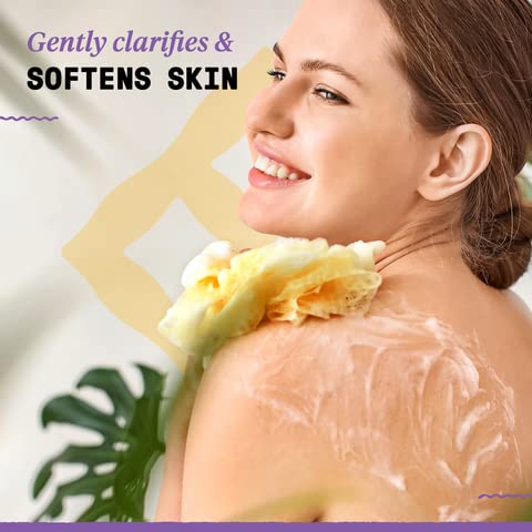 Alaffia foaming in hair during wash illustrating clarifying and detangling benefit