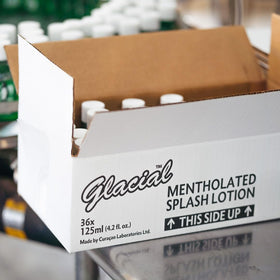 Alcolado Glacial lotion on skin showing fast-drying, non-greasy finish