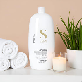 ALFAPARF MILANO creamy foam texture demonstrating gentle, rich lather