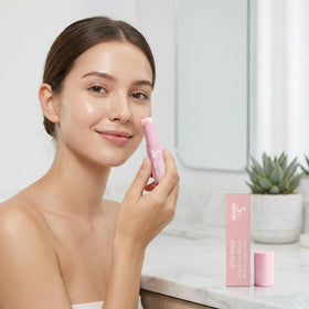 Alien Seal product being applied under-eye demonstrating targeted smoothing and brightening