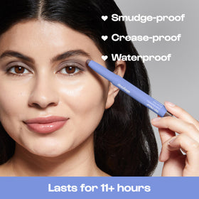 ALLEYOOP applied shadow on eyelid demonstrating smooth blend and matte finish