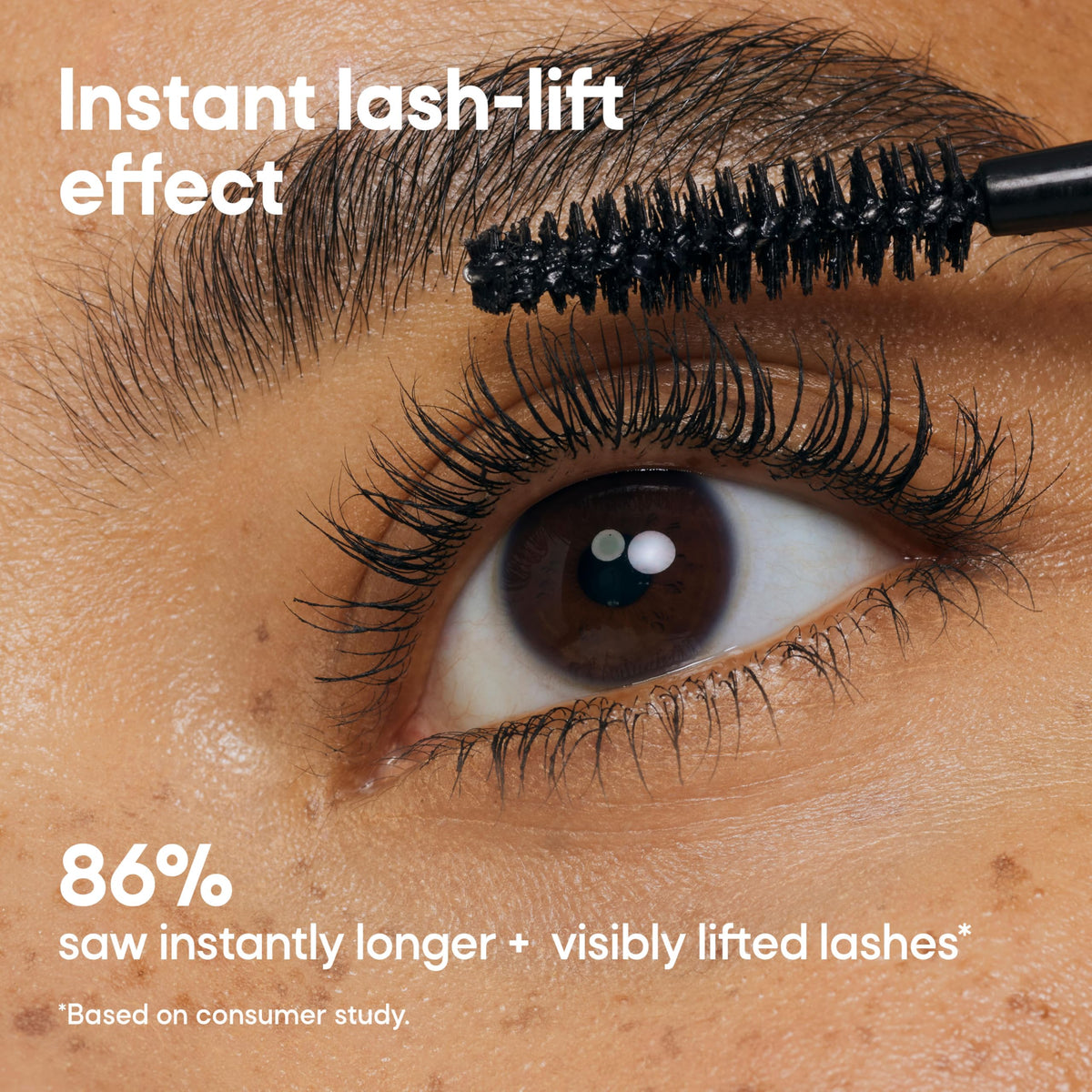 Almay mascara wand coating detail illustrating even product distribution