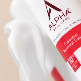 Alpha label close-up highlighting 10% glycolic AHA and pH 4.0 benefits