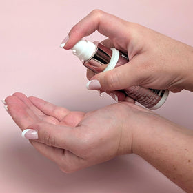 ALURAM pump dispensing serum texture for controlled, no-waste application