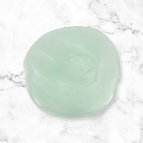 Amazon Basics shampoo lather on wet hair showing cleansing foam