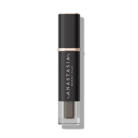 Anastasia Beverly Hills precision spoolie applicator close-up demonstrating controlled application