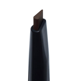 Anastasia Beverly Hills close-up of triangular tip illustrating precise multiedge shaping benefit