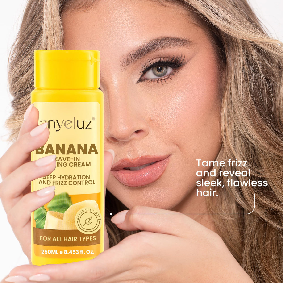 ANYELUZ cream texture close-up highlighting smooth, lightweight consistency
