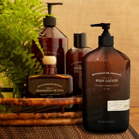 Archipelago Botanicals ingredients label highlighting botanical-based benefits