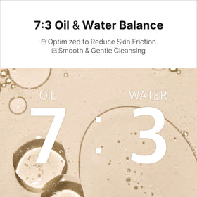 Ariul pad removing makeup from face showcasing easy cleansing