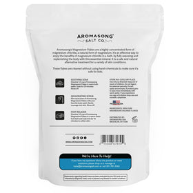 Aromasong bathtime lifestyle with child in tub promoting relaxed evenings