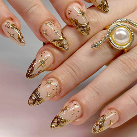 Ashowner close-up of nail surface texture highlighting glossy finish and scratch resistance