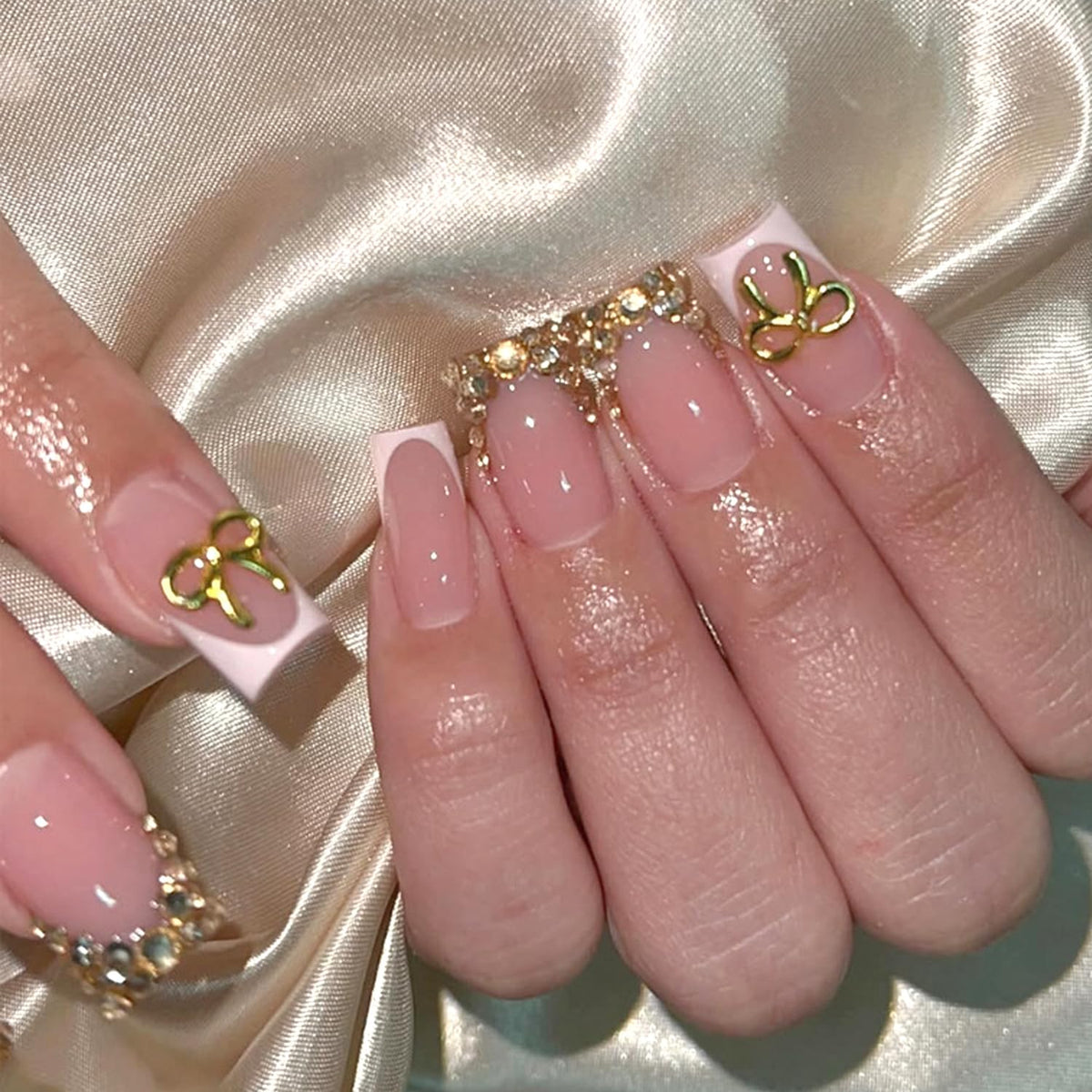 Ashowner nail texture and glossy finish highlighting scratch resistance and shine