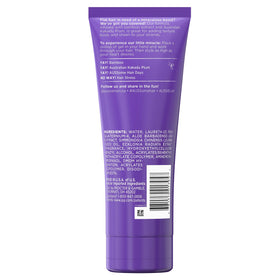 Aussie gel texture close-up highlighting creamy gel and visible hold benefits