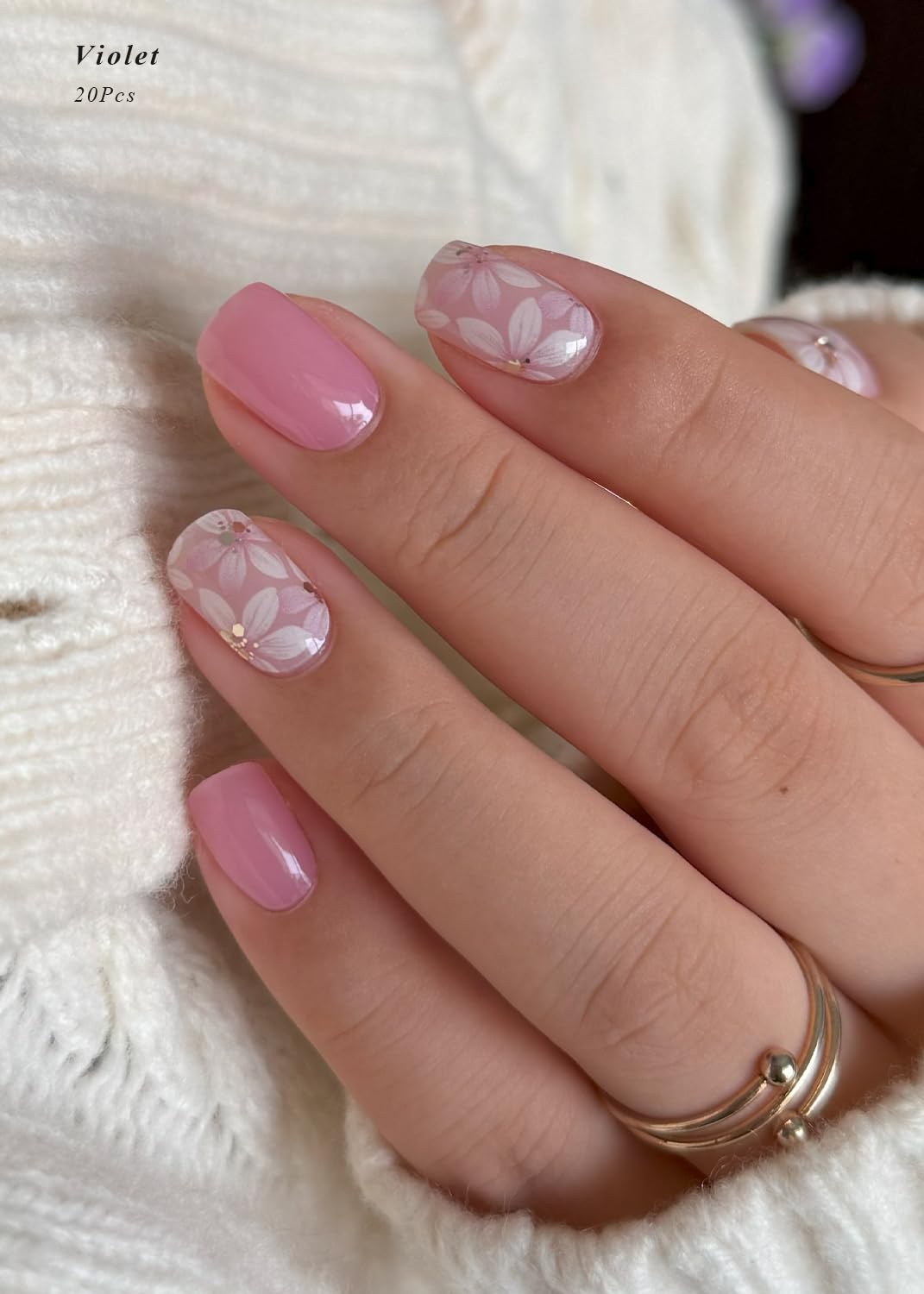 AutyaMee close-up of gel strip texture showing flexible semi-cured surface benefit easy-apply
