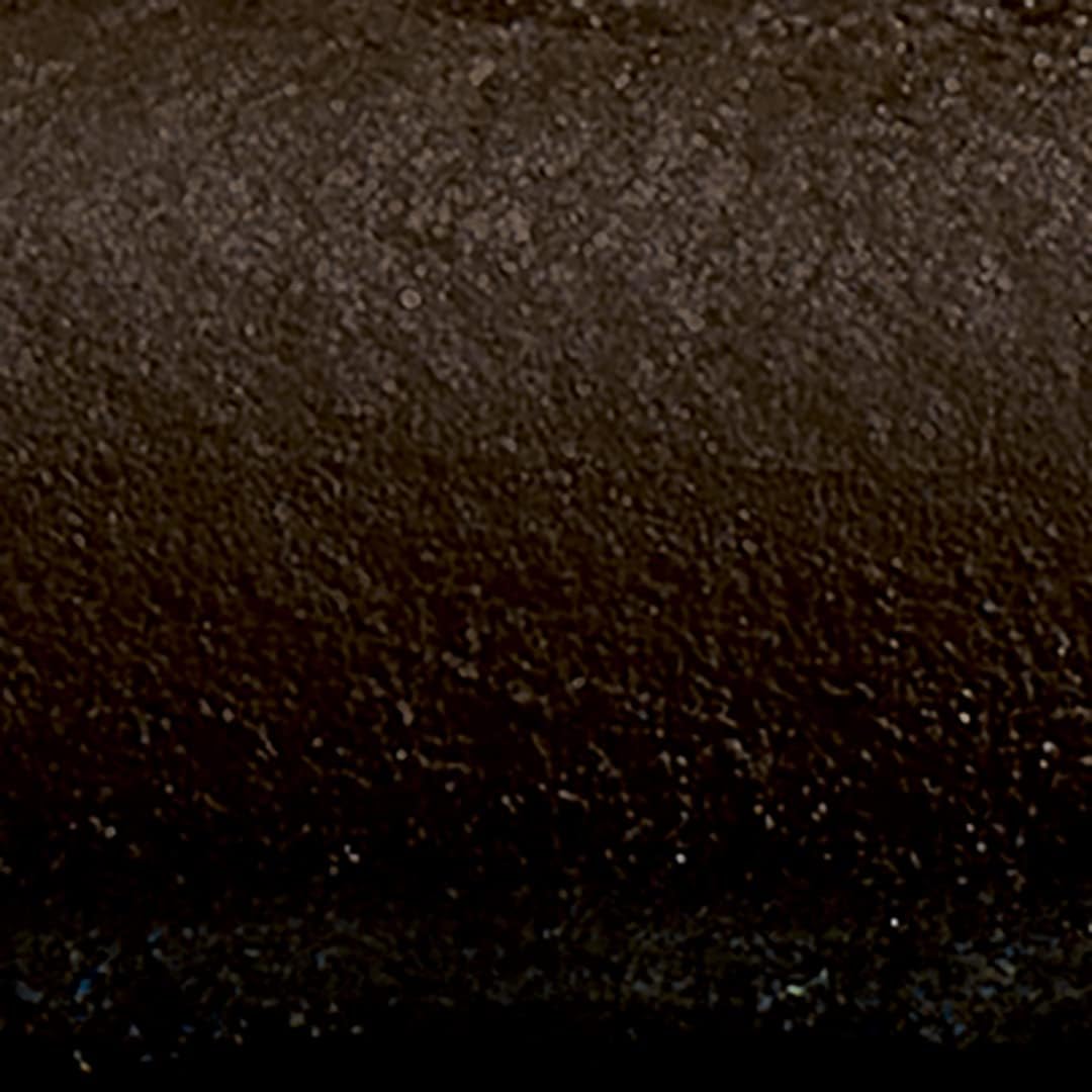 AVON Glimmerstick on model eye demonstrating defined natural brown look