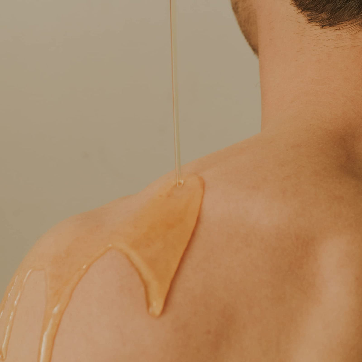 LABORATORIOS BABE ingredient label view emphasising omega fatty acids benefit