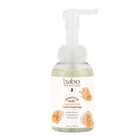 Babo Botanicals bottle front label showing fragrance-free benefits