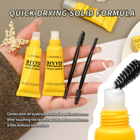 baisen diary clear gel texture on applicator demonstrating lightweight finish