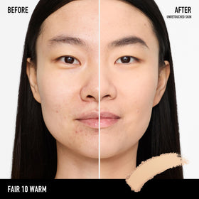 bareMinerals powder texture close-up showing smooth, pore-blurring surface benefit