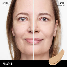 bareMinerals close-up of product texture highlighting smooth blendability