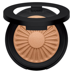 bareMinerals compact front view showing Kiss of Spice for easy selection and glow