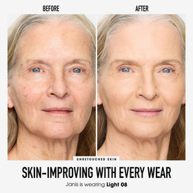 bareMinerals loose powder texture close-up highlighting smooth blendability benefit