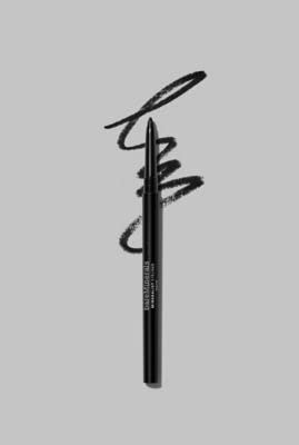 bareMinerals Onyx being applied to eyelid showing precise line and definition