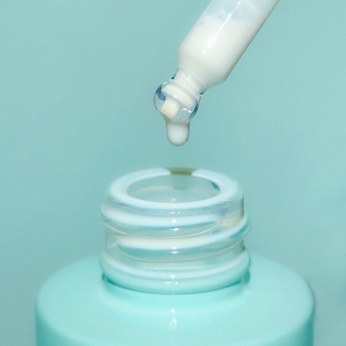 Bask ingredients label view emphasizing reef-safe and fragrance-free formulation