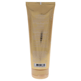 Bath & Body Works cream texture close-up highlighting rich, non-greasy hydration