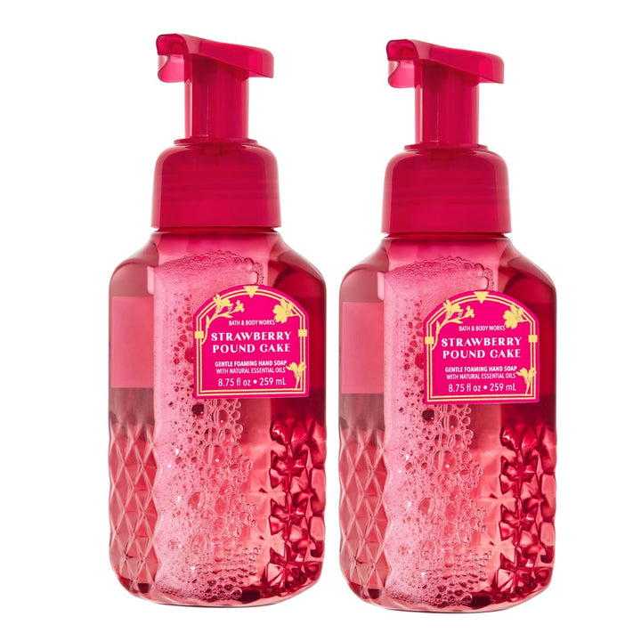 Bath & Body Works bottle front view showing label and seasonal artwork for a decorative sink