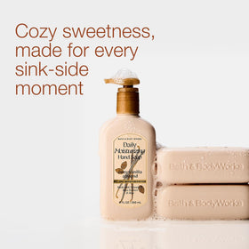 Bath & Body Works pump detail highlighting easy, mess-free dispensing for quick use