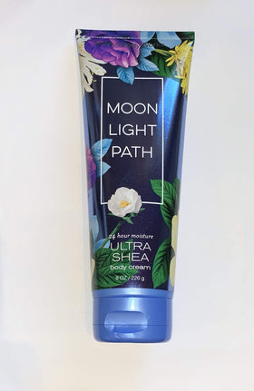 Bath & Body Works Moonlight Path cream on hand demonstrates rich hydration and fast absorption