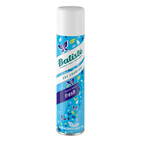 Batiste aerosol spray close-up showing fine texture and instant oil absorption benefit