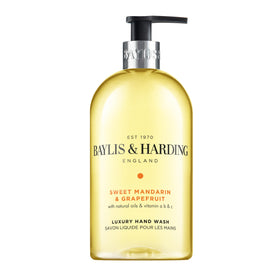 Baylis & Harding pump close-up for easy, mess-free dispensing