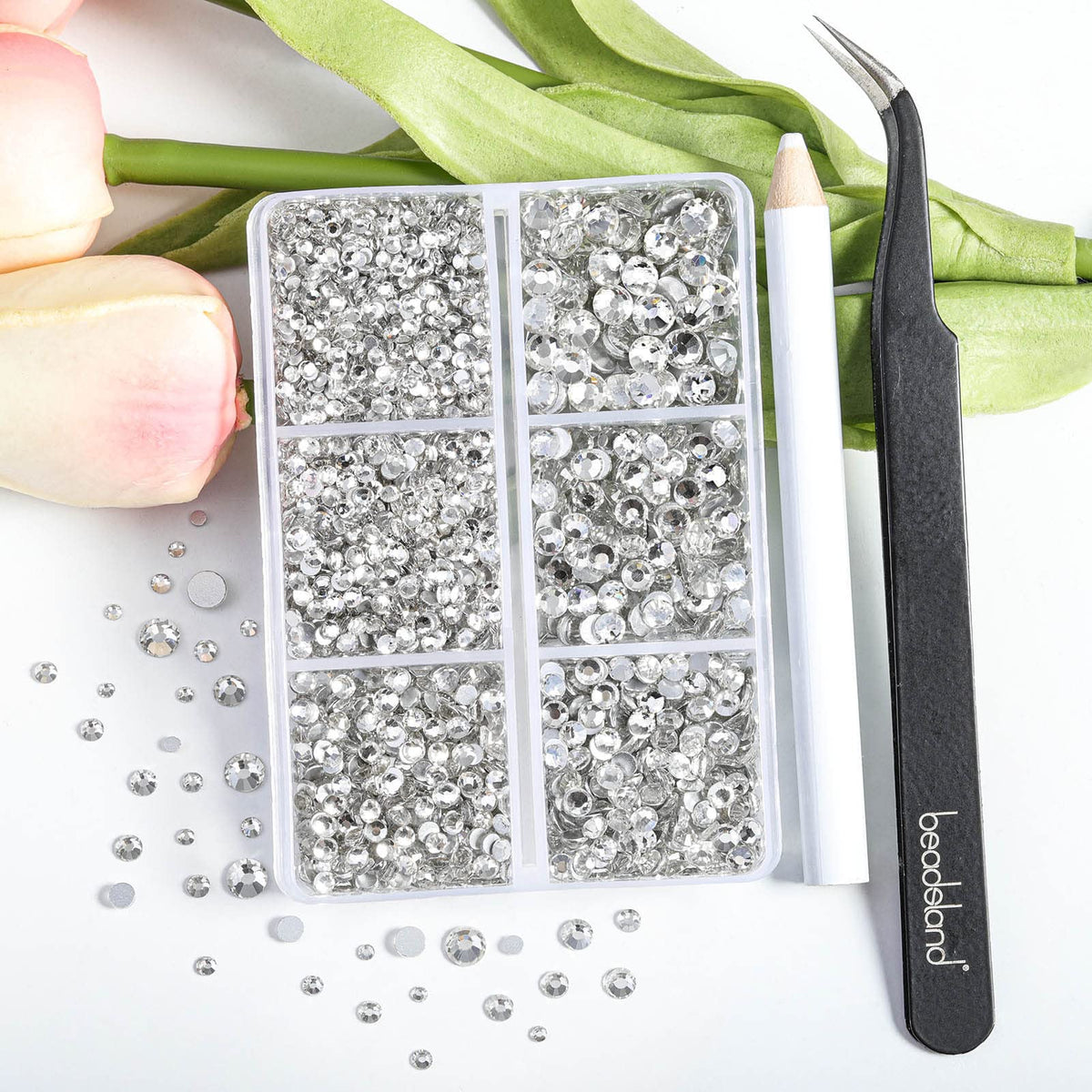 BEADSLAND crystal close-up showing precision cut and high sparkle benefit