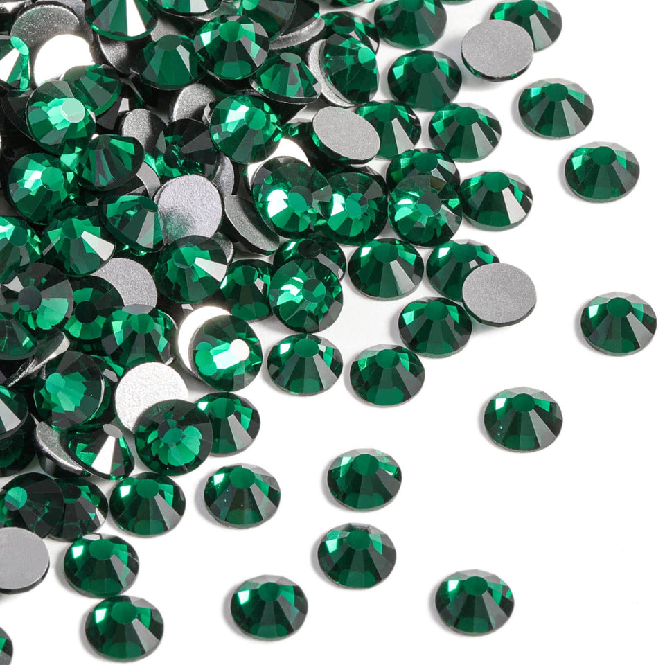 BEADSLAND emerald flatback pack front showing large quantity and label, ideal for bulk projects