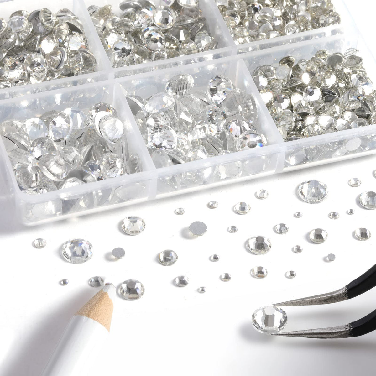 BEADSLAND close-up of separated size grid showing crystal clarity and sorting ease