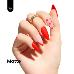Beetles on short nail swatch illustrating even coverage and lasting shine
