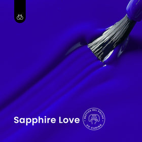 beetles sapphire love brush stroke displaying smooth application benefit